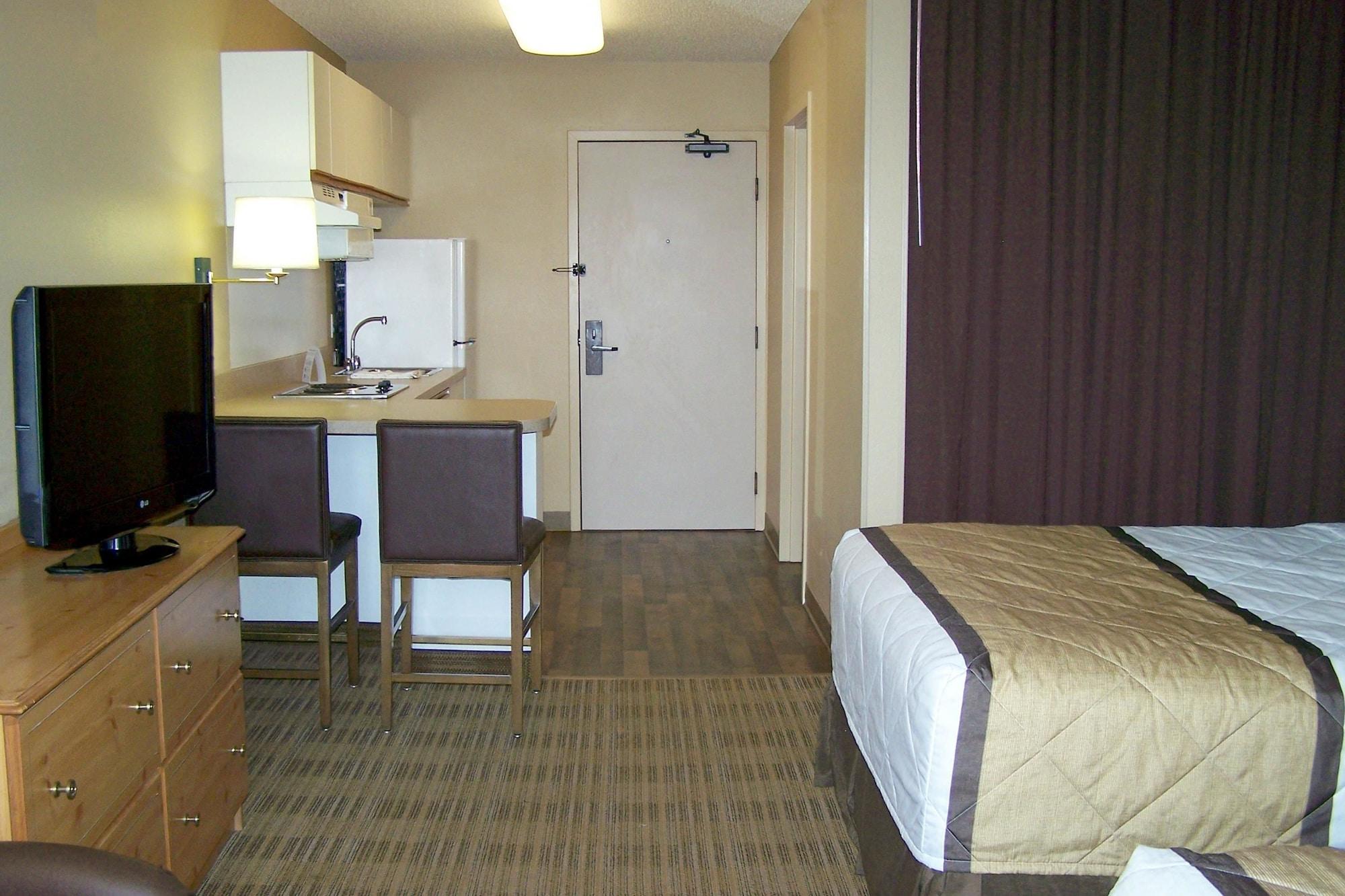 Extended Stay America Select Suites - Chicago - Naperville - East Екстериор снимка