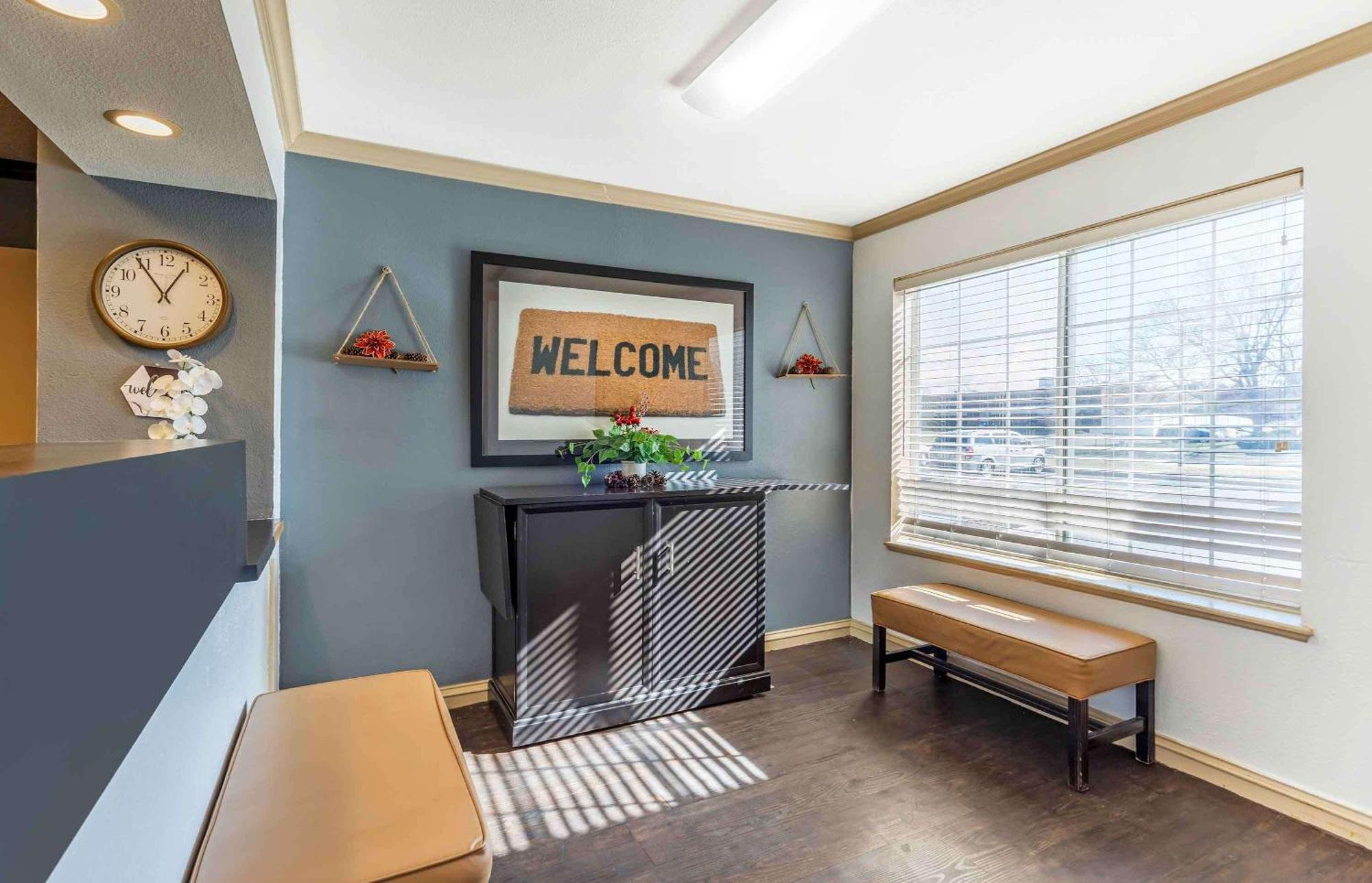 Extended Stay America Select Suites - Chicago - Naperville - East Екстериор снимка